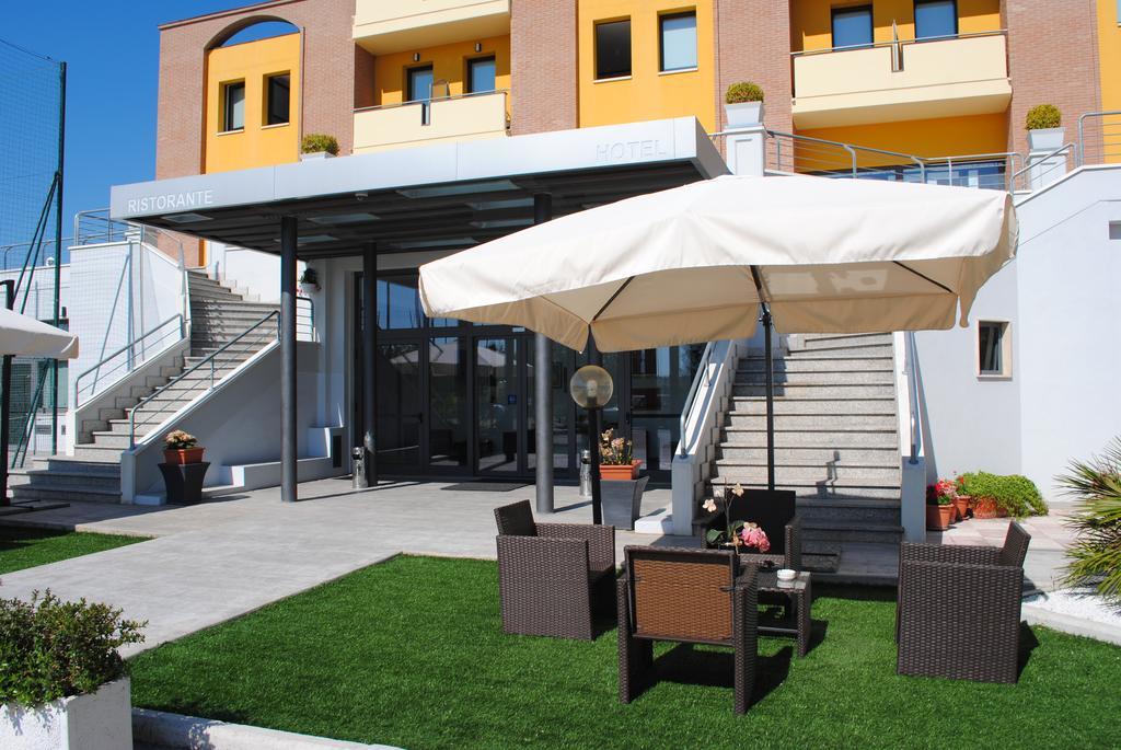 Hotel La Tavernetta Campobasso Esterno foto